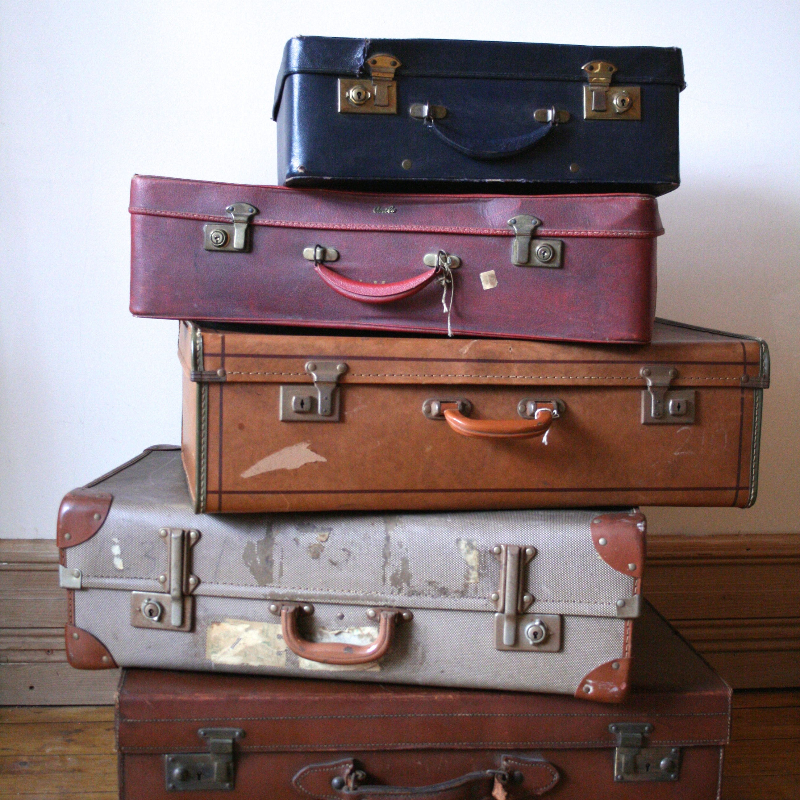 suitcase stack