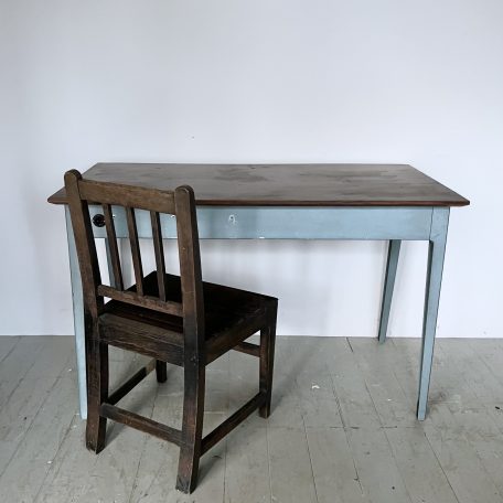 Late 20th Century Table with Metal Base