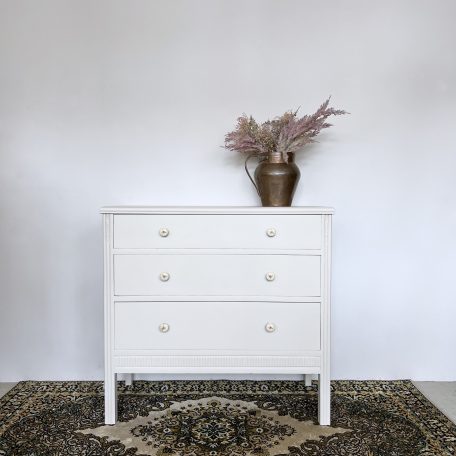 Painted Chest of Drawers with Ceramic Handles
