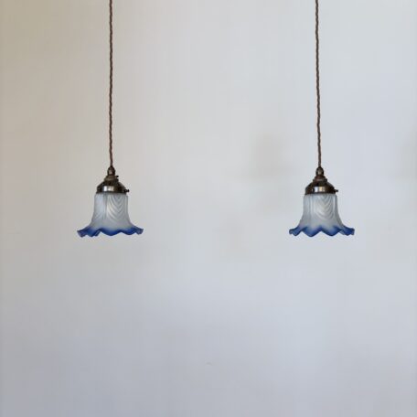Pair of Frosted Frill Shades with Blue Edge